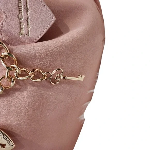 🔥🔥Juicy Couture Pink Handbag with accessors🔥 - Picture 5 of 12